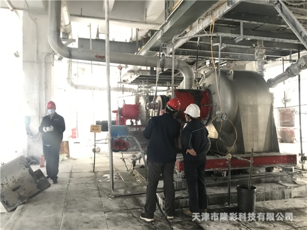 某堿業(yè)集團(tuán)螺旋刮刀式1100離心機(jī)整機(jī)維修項目